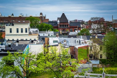 Baltimore, maryland Fells Noktası yakınındaki binaların görünümü.