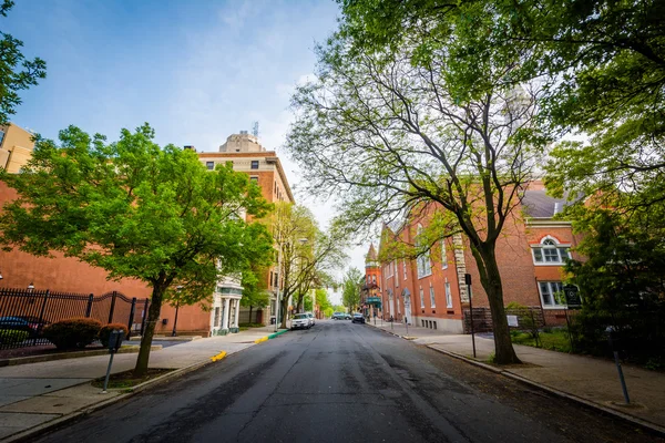 Sixth Street, in downtown Reading, Pennsylvania. — Stock Photo, Image