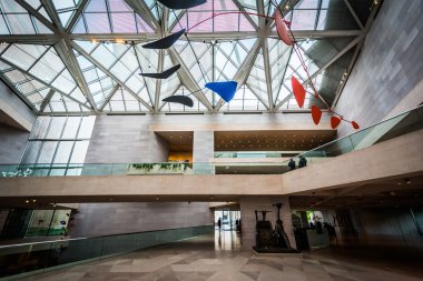 National Gallery of Art, Doğu binanın iç