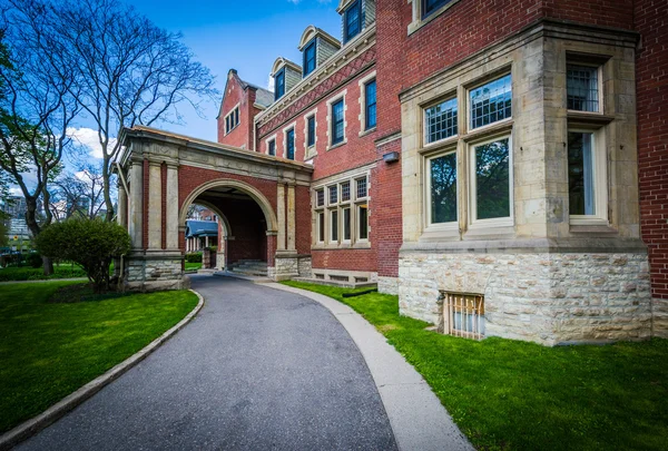 Die regis college bibliothek, an der universität toronto, in toro — Stockfoto