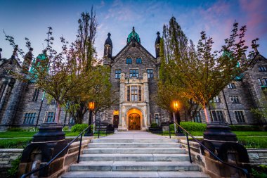 Trinity College Toronto Üniversitesi, inç için bina.
