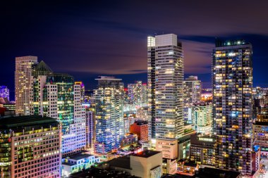 Modern gökdelenler, gece, şehir Toronto, Ontari görünümünü