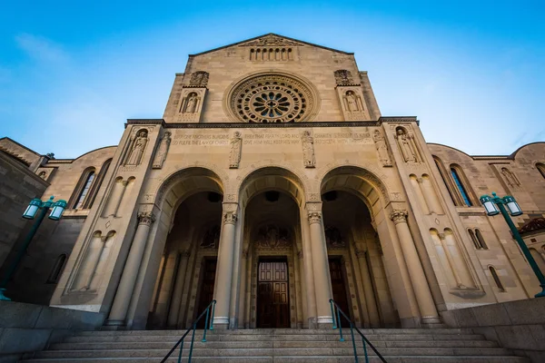 De basiliek van het nationale heiligdom van de Onbevlekte Ontvangenis — Stockfoto