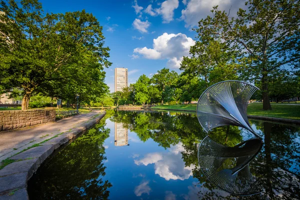 El estanque Lily en Bushnell Park, en Hartford, Connecticut . — Foto de Stock