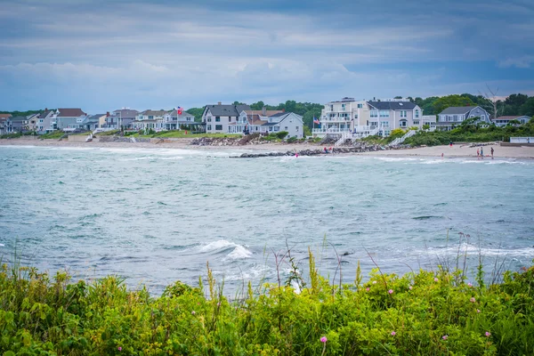 Follaje y vista de casas a lo largo de la costa en Rye, New Hampshire — Foto de Stock