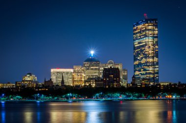 Charles River ve Marnixkade binalarda Bay geri gece, 
