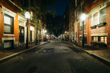 Beacon Hill, Boston, Massachusetts, gece, sokak.
