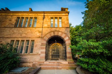 New Haven'daki Yale Üniversitesi kampüsünde Massach bina