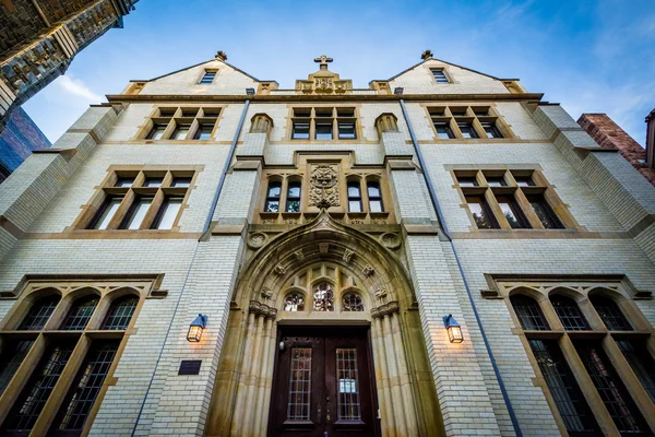 Historic building on the campus of Yale University, in New Haven — Stock Photo, Image