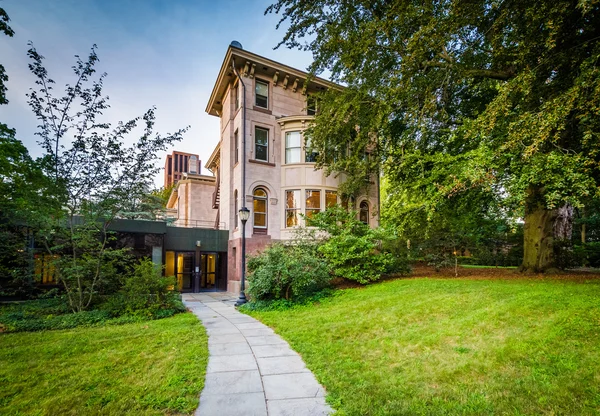 Casa en el campus de la Universidad de Yale, en New Haven, Connecticu — Foto de Stock