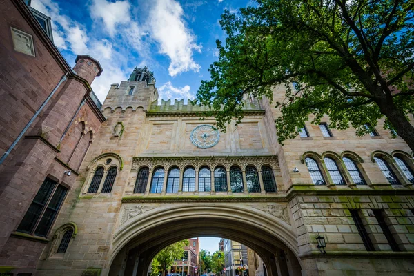 The High Street Arch, na Universidade de Yale, em New Haven, Connecti — Fotografia de Stock