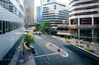 Görünümü Rosslyn, Murat, modern binalar ve Wilson Boulevard