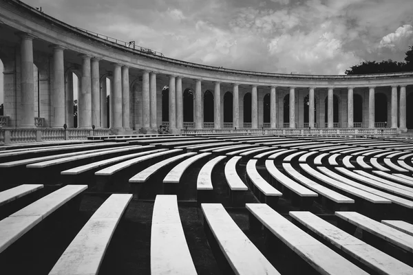 O Anfiteatro Memorial de Arlington em Arlington National Cemete — Fotografia de Stock