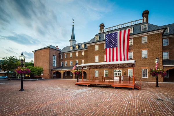 Market Square and City Hall, in Old Town, Alexandria, Virginia. — Stock Photo, Image