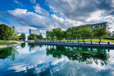 Marshall Park, şehir dışına Charlotte, Kuzey Carolina'da gölde.