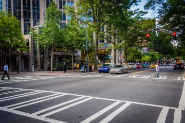 Tryon Street, içinde şehir merkezinde Charlotte, Kuzey Karolina.