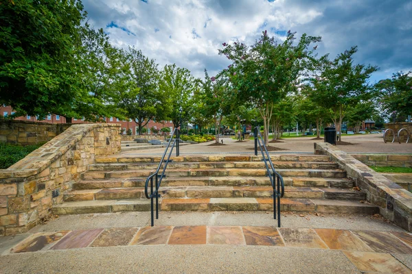 Stairs at Elizabeth Park, in Elizabeth, Charlotte, North Carolin — Stock Photo, Image