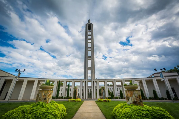 A külső az első baptista templomot, Uptown Charlotte, N — Stock Fotó