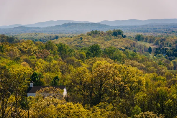 Vista de primavera das Montanhas Apalaches de um mirante na I-6 — Fotografia de Stock