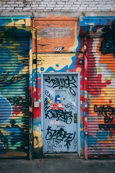 Graffiti Door Williamsburg Brooklyn New York City — Stock Photo, Image