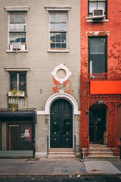 ニューヨーク市マンハッタンのウエストビレッジのマクドゥーガル通り — ストック写真