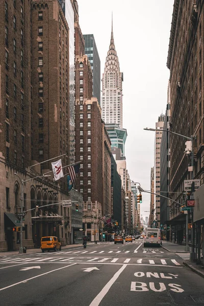 Une Rue Urbaine Avec Grands Bâtiments Lexington Avenue Chrysler Building — Photo