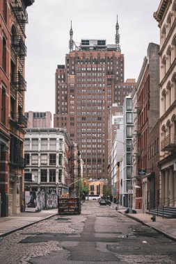 Soho, Manhattan, New York 'ta mimari ile sokak sahnesi