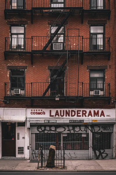 Cosmos Launderama Sign East Village Manhattan New York City — Stock Photo, Image