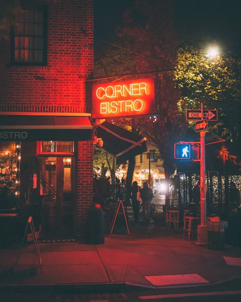 Insegna Neon Corner Bistro Notte Nel West Village Manhattan New — Foto Stock