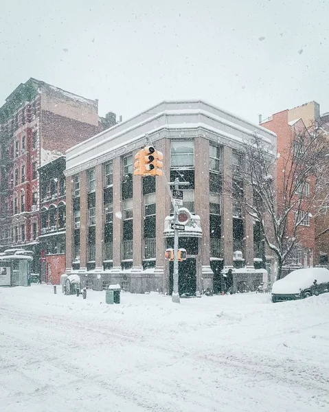 Cadde Bulvarı Kavşağı Karlı Bir Kış Günü Manhattan New York — Stok fotoğraf