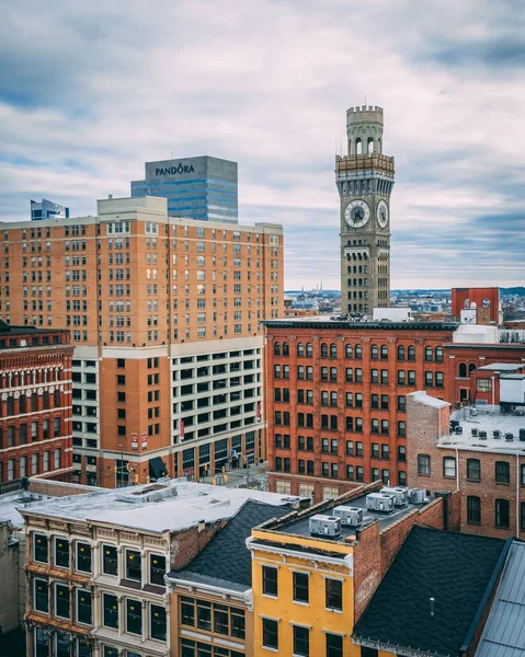 Widok Wieżę Bromo Seltzer Budynki Centrum Balitimore Maryland — Zdjęcie stockowe