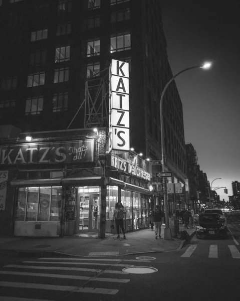 Katzs Delicatessen Noci Lower East Side Manhattan New York City — Stock fotografie