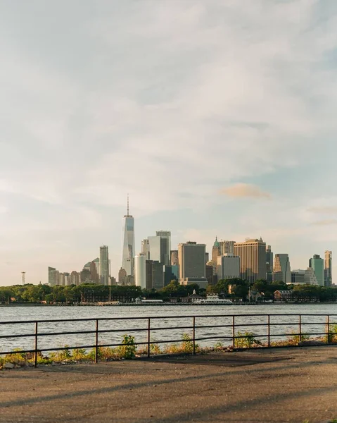 Vista Del Horizonte Manhattan Desde Red Hook Brooklyn Nueva York — Foto de Stock