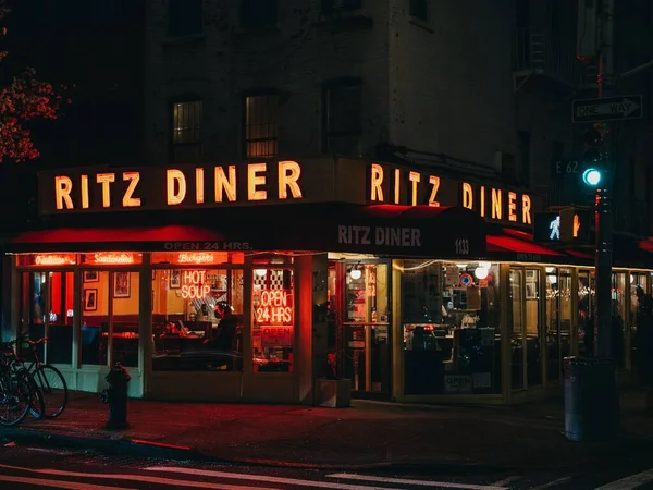 Señal Neón Ritz Diner Por Noche Upper East Side Manhattan — Foto de Stock