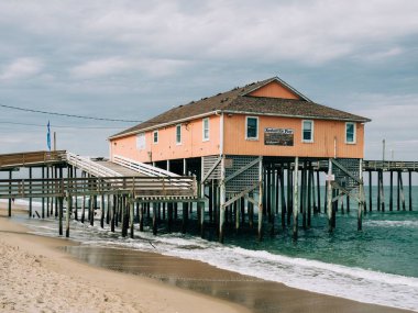 Rodanthe 'deki rıhtım, Outer Banks, Kuzey Carolina