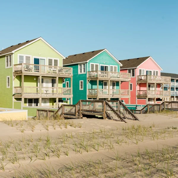 Una Fila Casas Una Playa Outer Banks Carolina Del Norte —  Fotos de Stock