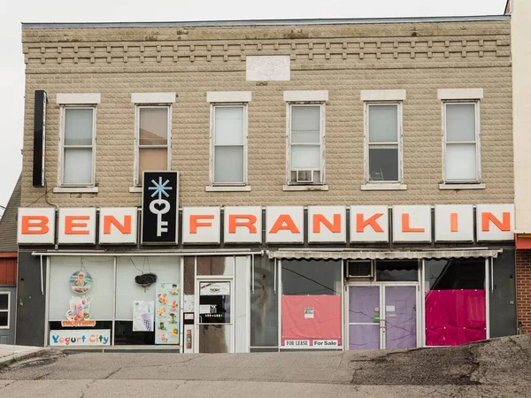 Old Ben Franklin Store Sign Middlebury Vermont — 스톡 사진