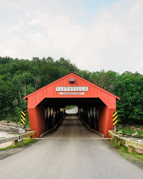Taftsville Covered Bridge Woodstock Vermont — стокове фото