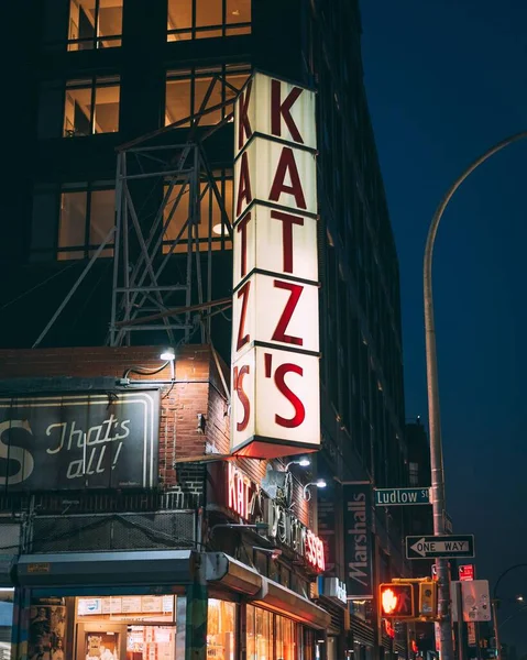 Katzs Delicatessen Por Noche Lower East Side Manhattan Nueva York — Foto de Stock