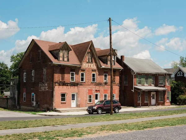 Övergivet Hotell Mount Union Pennsylvania — Stockfoto