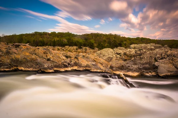 Long exposure of rapids at Great Falls Park, Virginia. — Stock Photo, Image