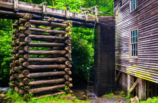 Mingus Mill, en el Parque Nacional Great Smoky Mountains, North Carol — Foto de Stock