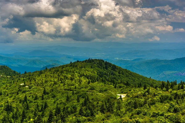 Pemandangan Blue Ridge Mountains dari Black Balsam Knob Road, ne — Stok Foto