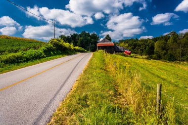 Kırsal York County, Pennsylvania bir güzel ülkede yol. 