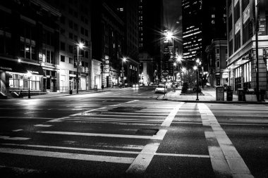 gece Baltimore, maryland bir kavşakta. 