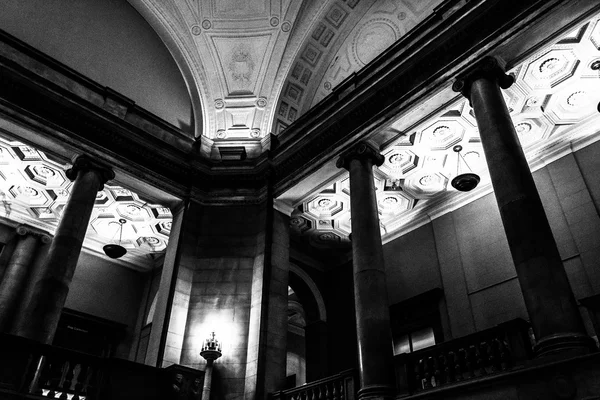 Architettura all'interno della Libreria Libera, a Philadelphia, Pennsylva — Foto Stock