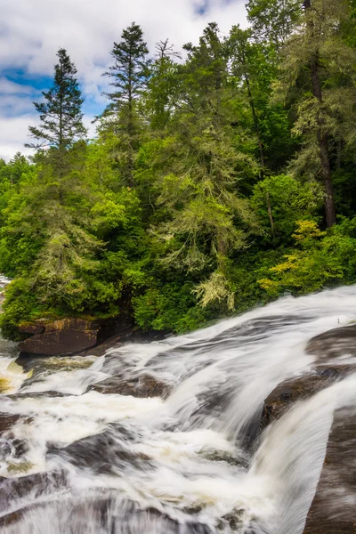 Kuzeye carolin cascades üçlü Falls, dupont devlet orman — Stok fotoğraf