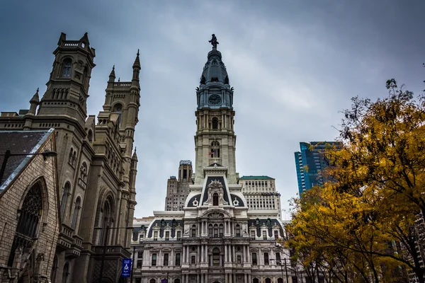 City Hall and the Masonic Temple, in Philadelphia, Pennsylvania. — Stock Photo, Image