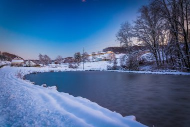 kırsal york County, pennsylvania bir çiftlikte donmuş gölet. 