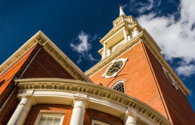 Boston, massachusetts bir kilise arıyorsunuz. 